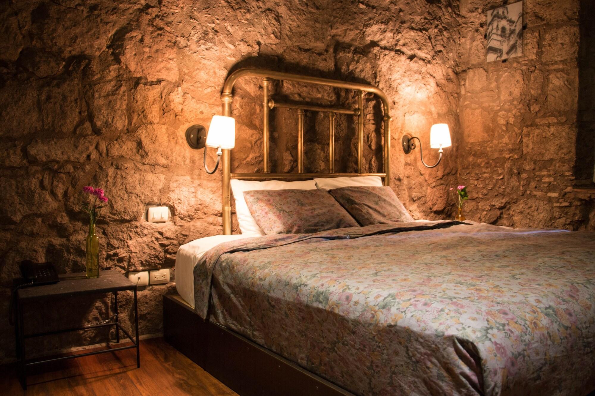 Gertrudis Hotel Морелия Экстерьер фото