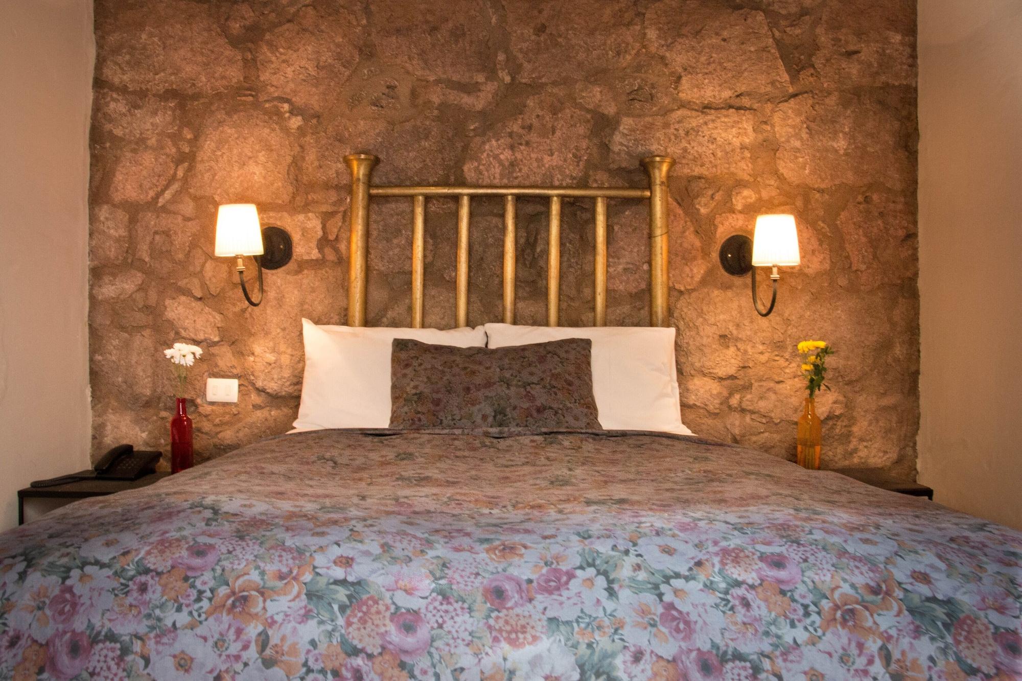 Gertrudis Hotel Морелия Экстерьер фото