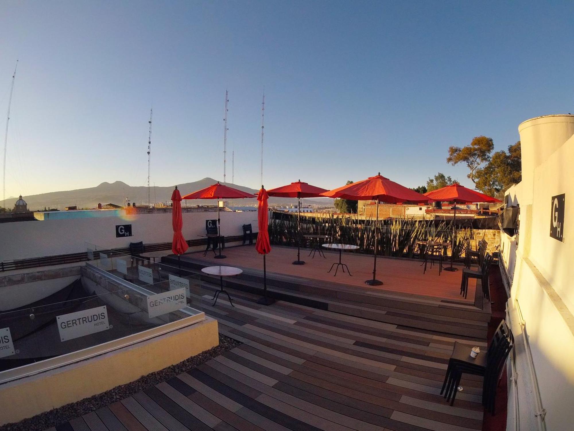 Gertrudis Hotel Морелия Экстерьер фото