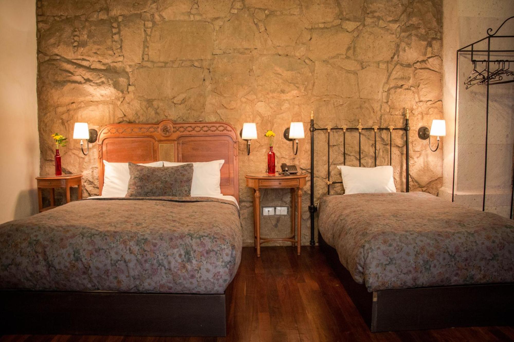 Gertrudis Hotel Морелия Экстерьер фото